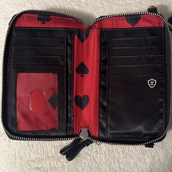 Vera Bradley Alice In Wonderland Convertible Purse - New Women | - Picture 3 of 4